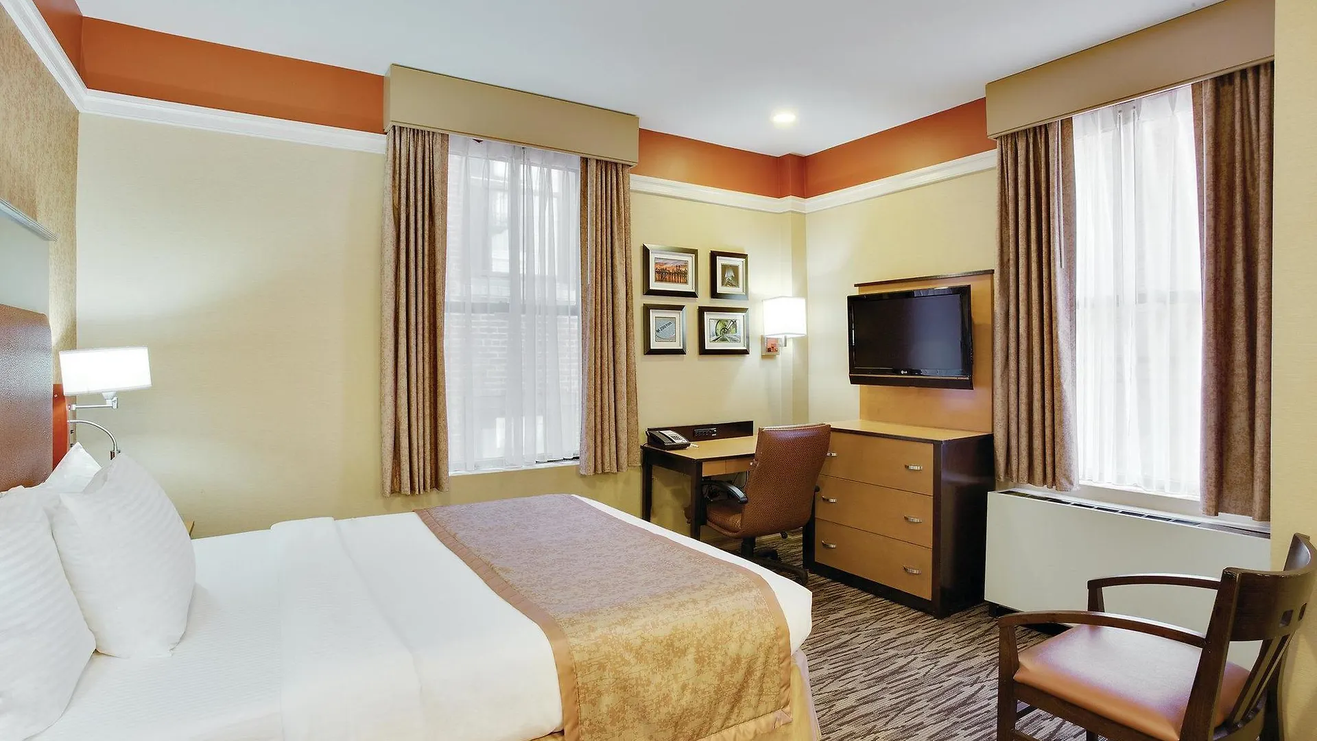 The Hotel At Fifth Avenue New York