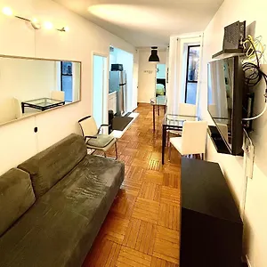 Apartment Stunning Two Bed Apt Hells Kitchen
