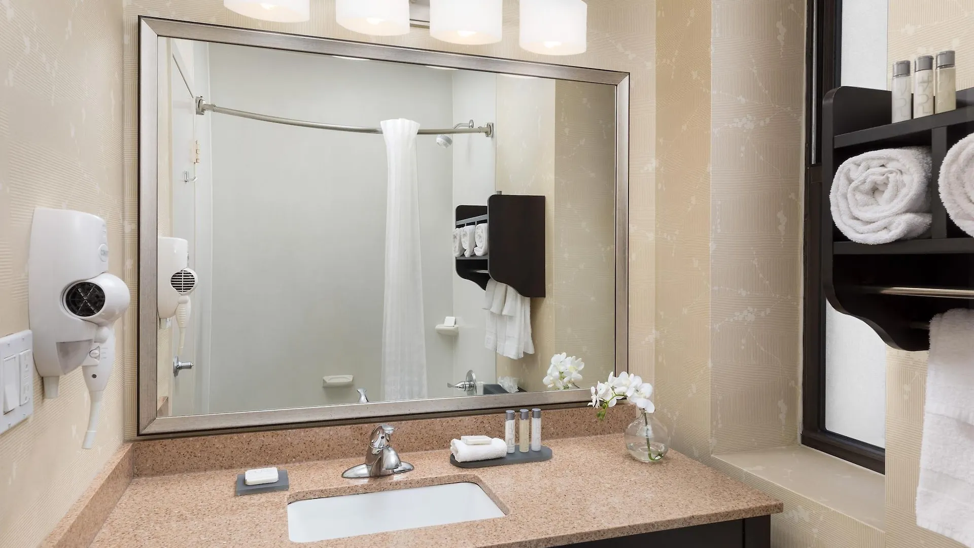 The Hotel At Fifth Avenue New York