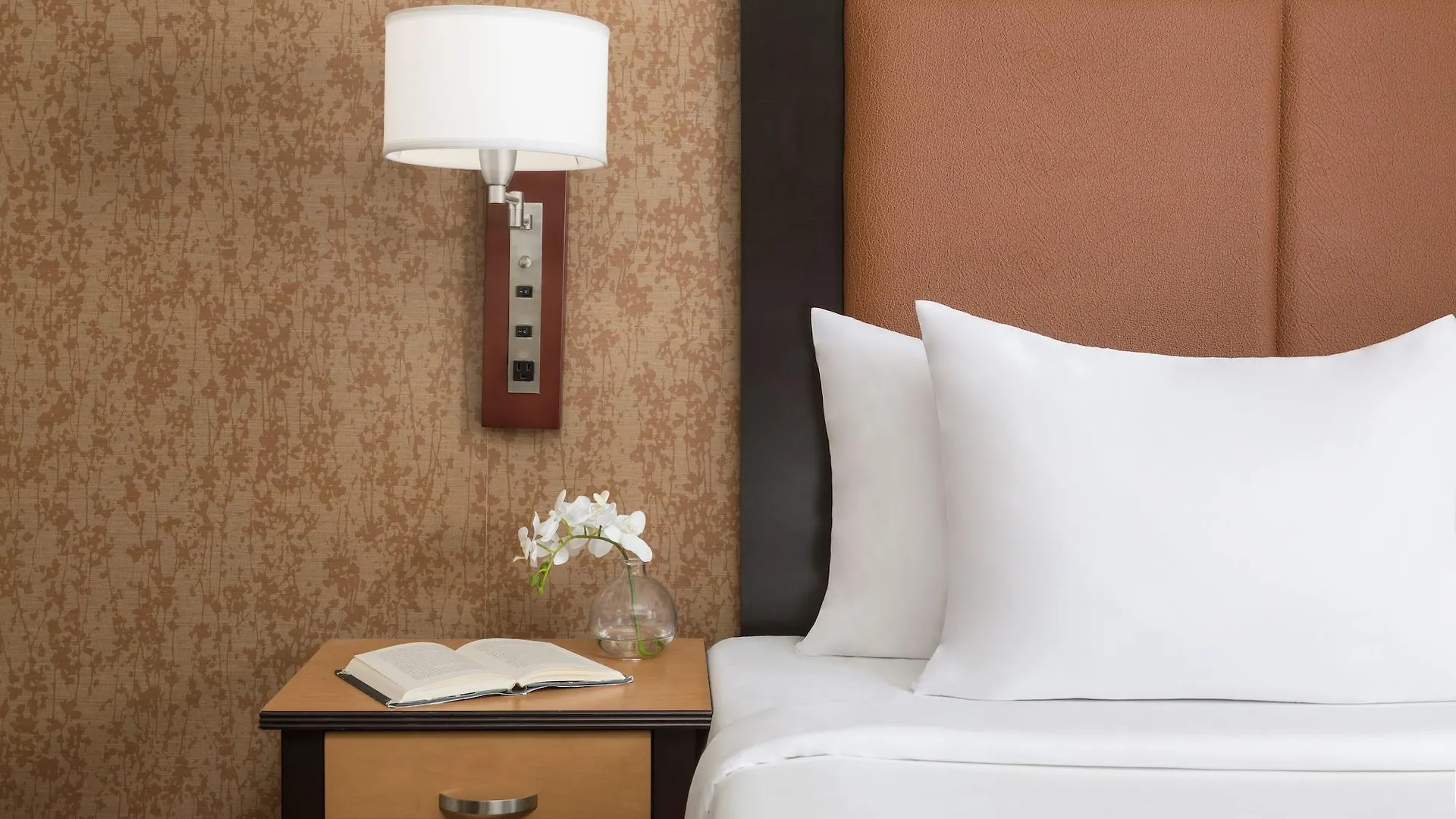 The Hotel At Fifth Avenue New York