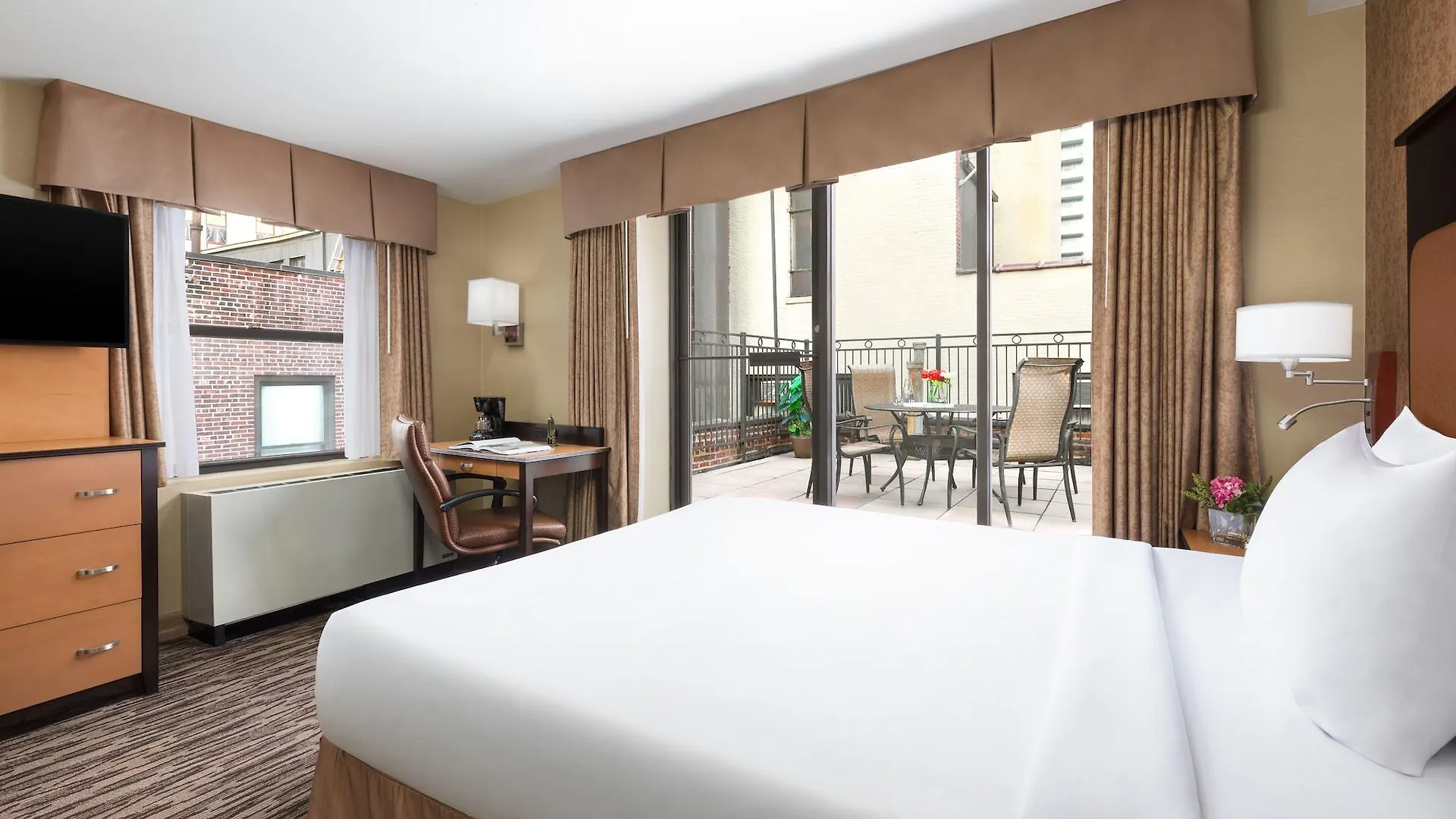 The Hotel At Fifth Avenue New York