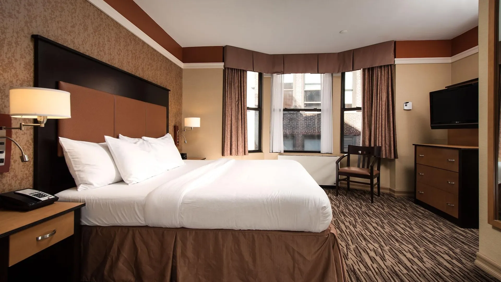 The Hotel At Fifth Avenue New York