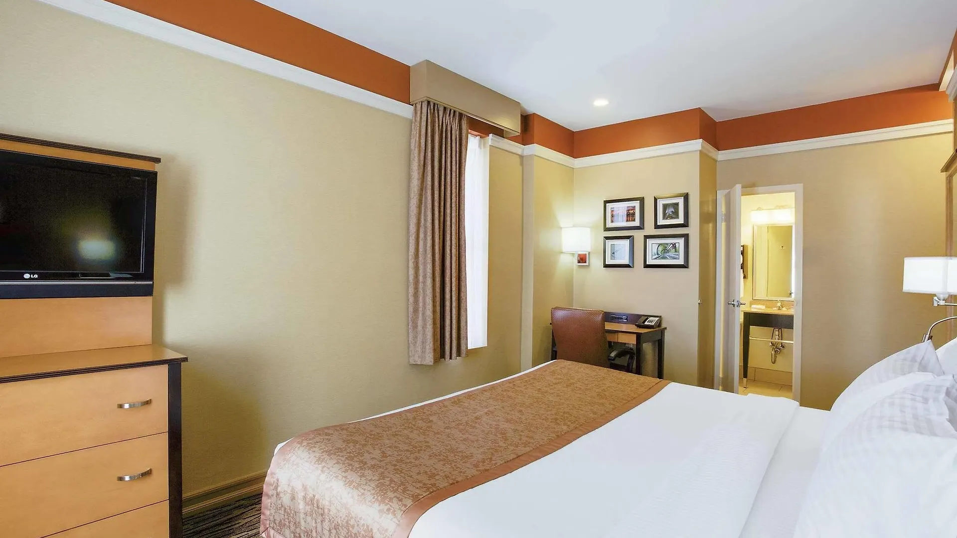 The Hotel At Fifth Avenue New York 3*,  United States